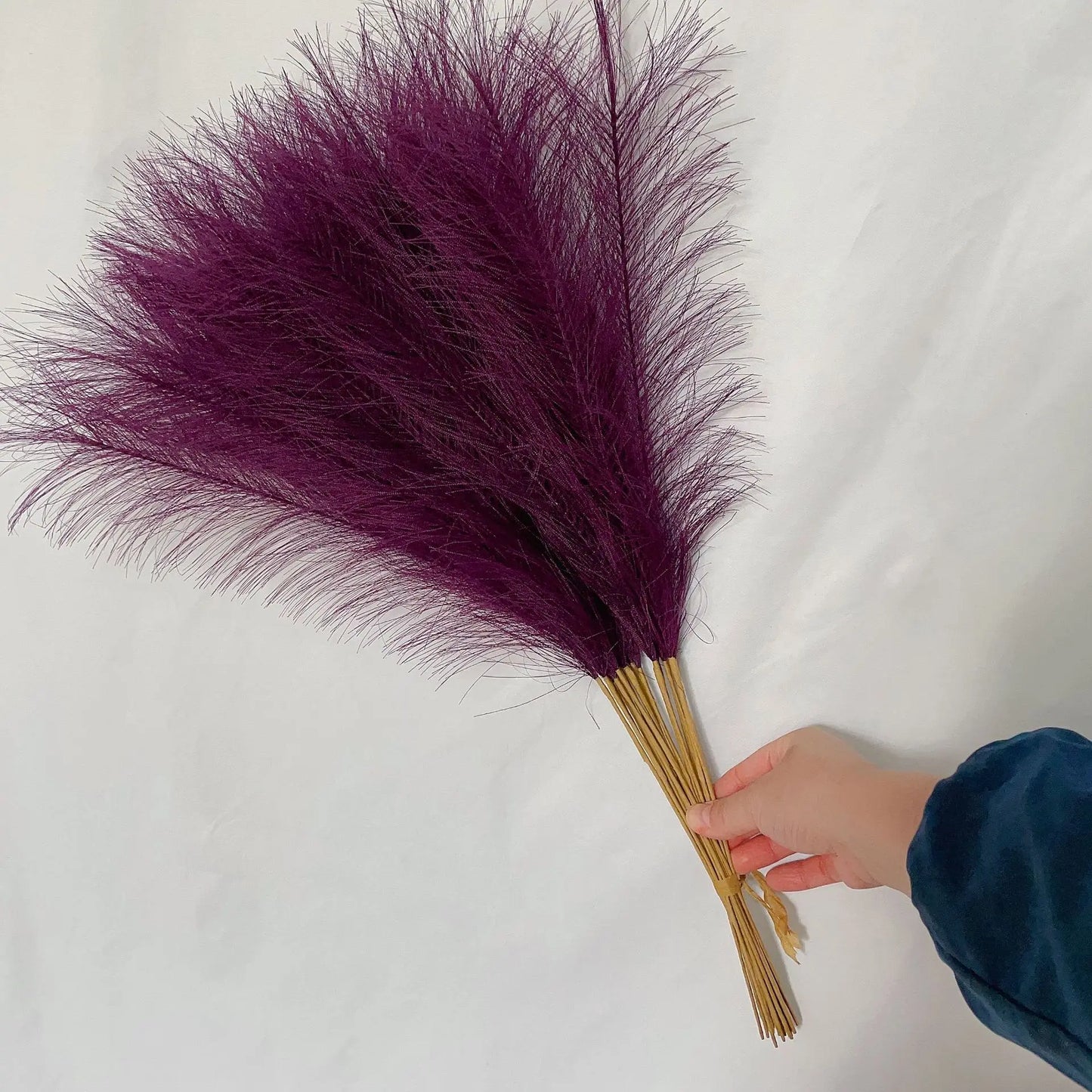55cm 10pcs Fluffy Pampas Grass – 15 Color Options for Boho Wedding, Party, Home Decor & Artificial Flower Arrangements