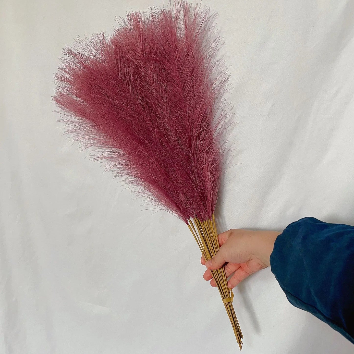 55cm 10pcs Fluffy Pampas Grass – 15 Color Options for Boho Wedding, Party, Home Decor & Artificial Flower Arrangements