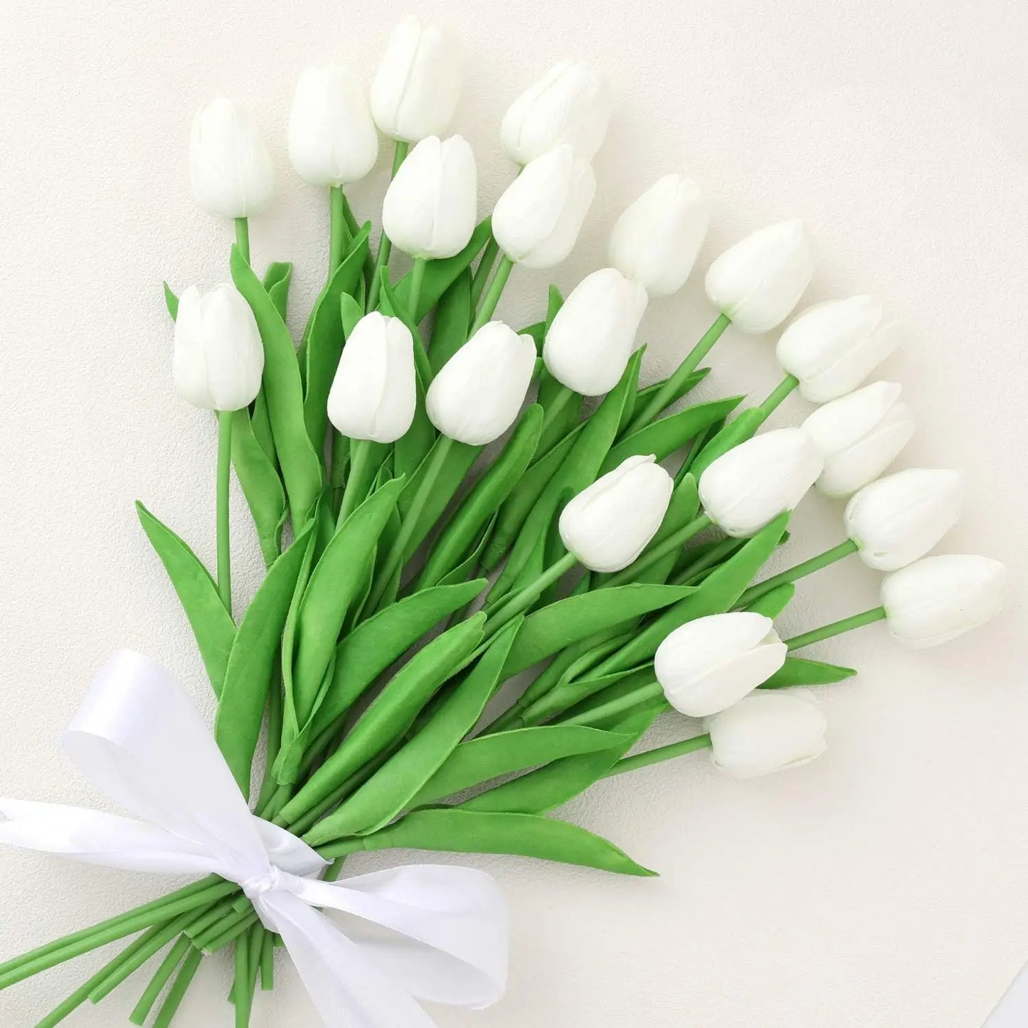 Artificial Real Touch Tulip Bouquet – 8 Color Options for Scrapbooking, Home Decor, Wedding Arches & Mother's Day Gifts